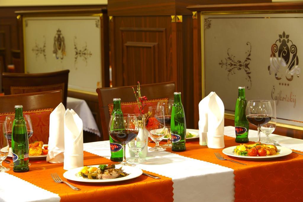 Spa Hotel Cajkovskij Karlovy Vary Dış mekan fotoğraf