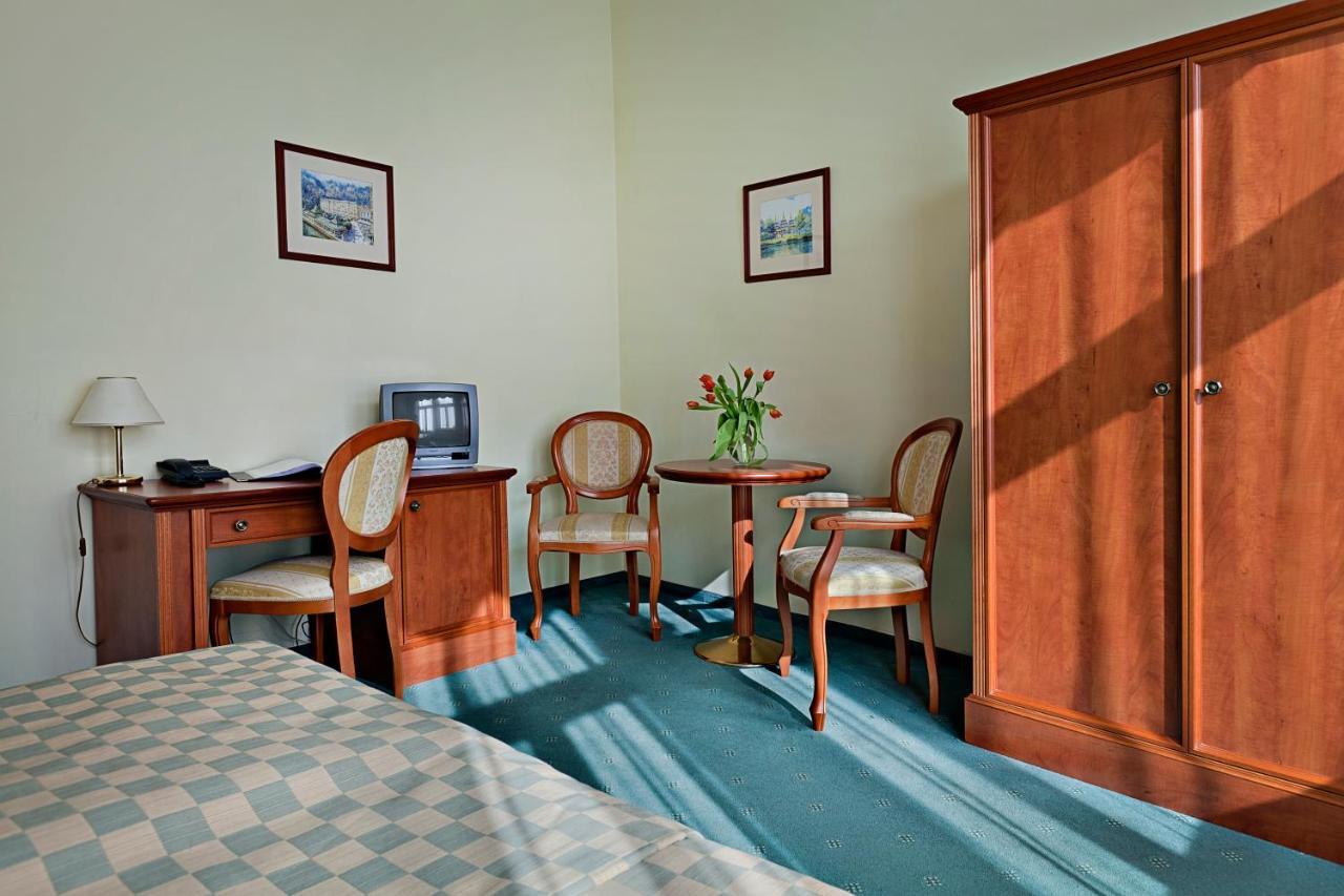 Spa Hotel Cajkovskij Karlovy Vary Dış mekan fotoğraf